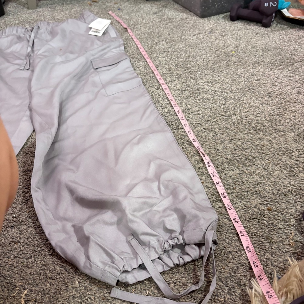 Dip Women's Gray Cargo Jogger Pants Size L‎ Drawstring Waist Elastic Cuffs New - Picture 11 of 12